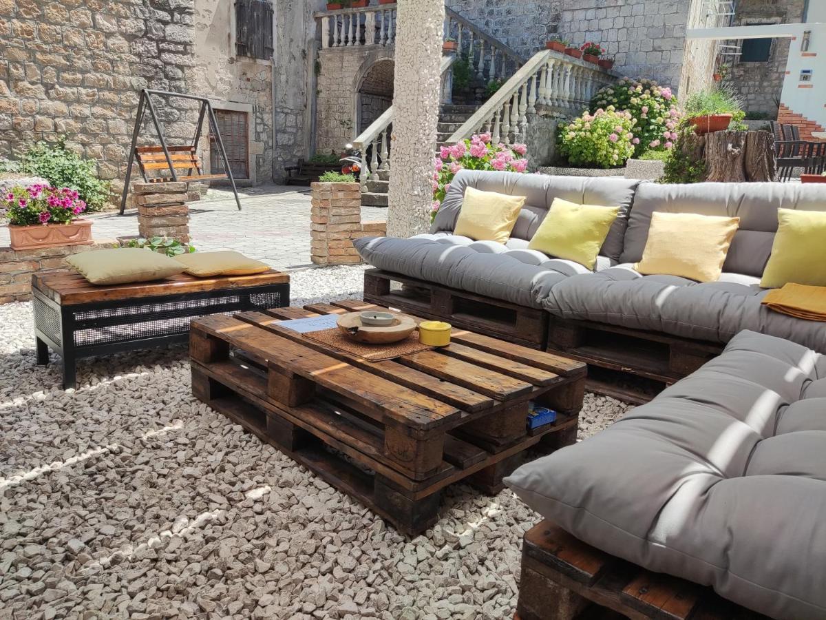 **Stone House ** Trogir Center ** Old Town Appartement Buitenkant foto